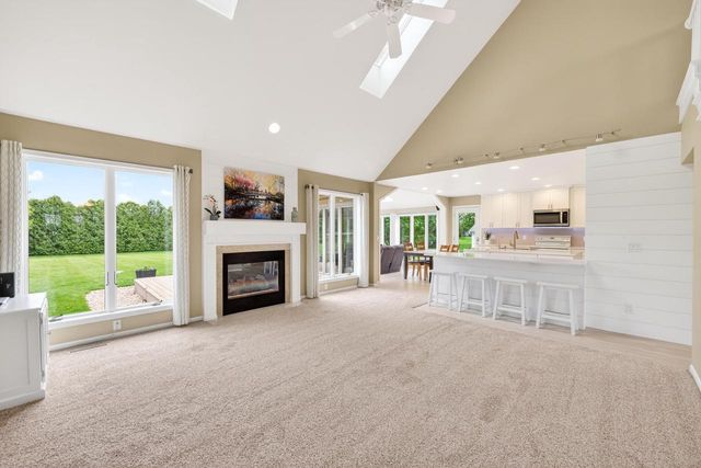 2717 Olin Way, Sun Prairie, WI 53590