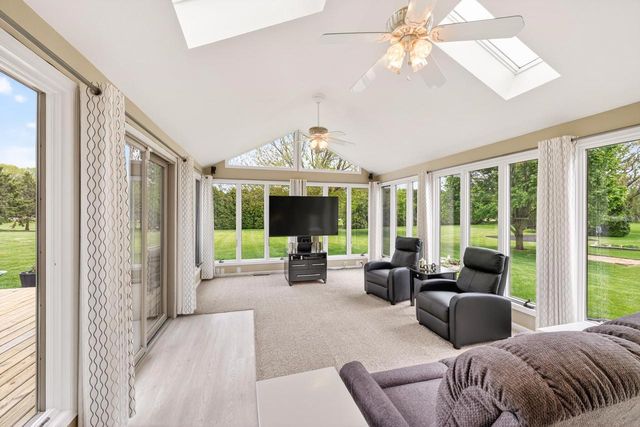 2717 Olin Way, Sun Prairie, WI 53590