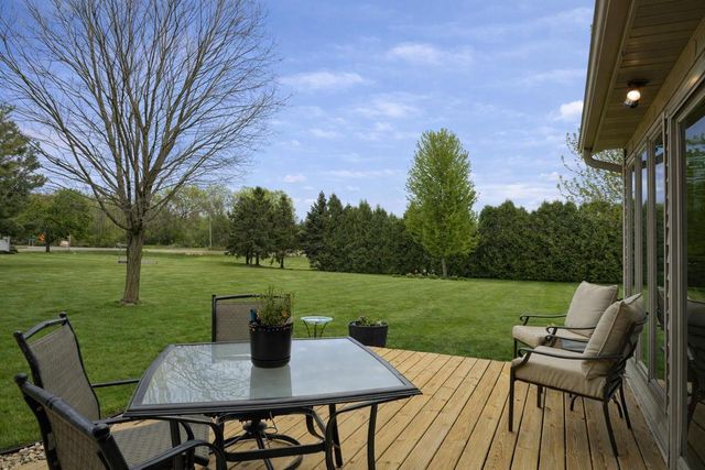 2717 Olin Way, Sun Prairie, WI 53590