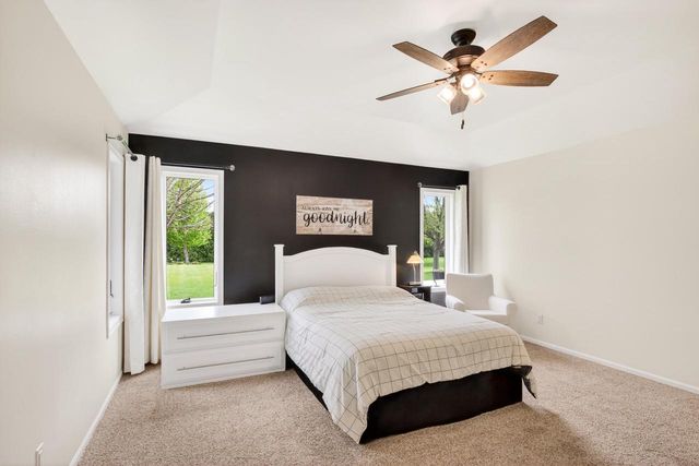 2717 Olin Way, Sun Prairie, WI 53590