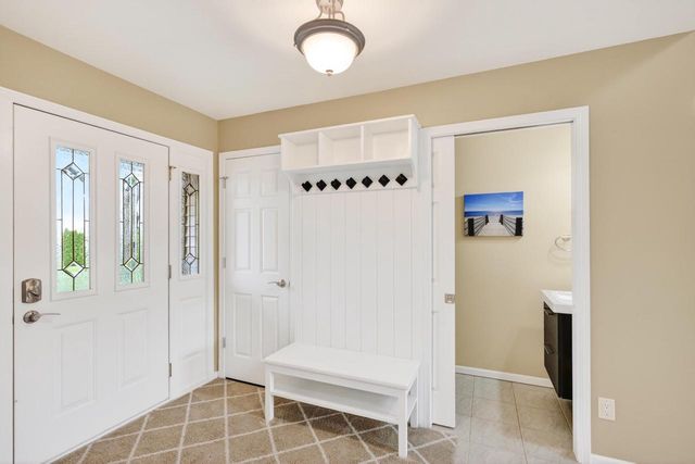 2717 Olin Way, Sun Prairie, WI 53590