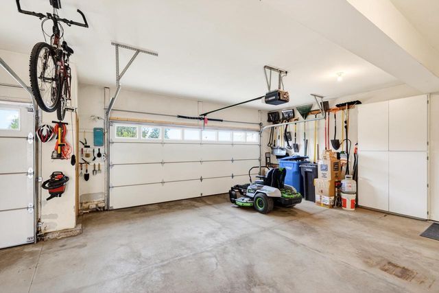 2717 Olin Way, Sun Prairie, WI 53590