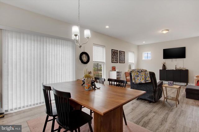 72 HEATHER LN, East Berlin, PA 17316