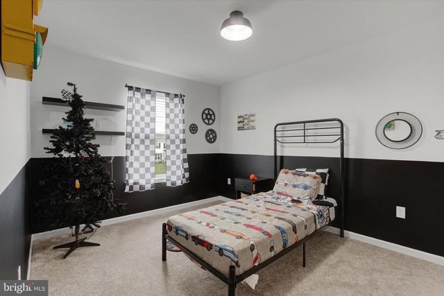 72 HEATHER LN, East Berlin, PA 17316