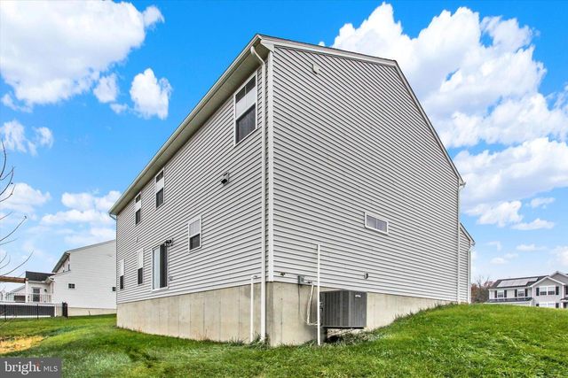 72 HEATHER LN, East Berlin, PA 17316