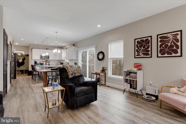 72 HEATHER LN, East Berlin, PA 17316