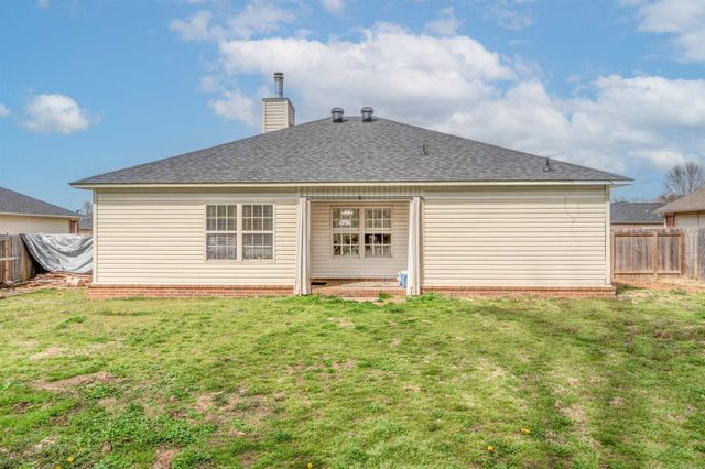 39 Willow Lake Drive, Ward, AR 72176