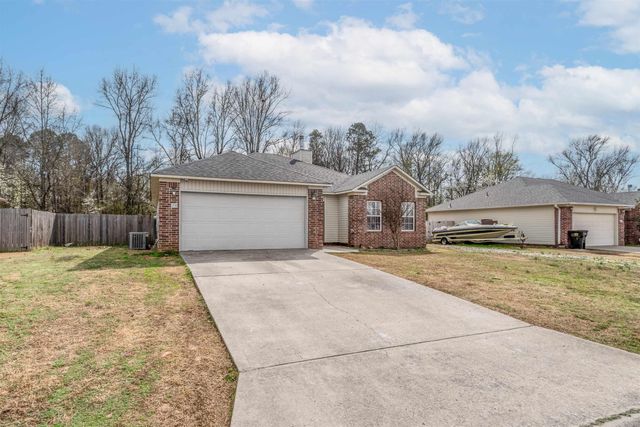 39 Willow Lake Drive, Ward, AR 72176