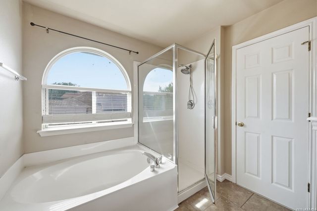 423 DONALAN DR, Converse, TX 78109