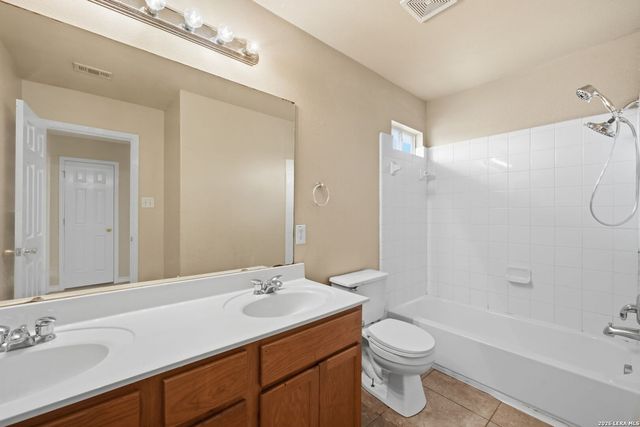 423 DONALAN DR, Converse, TX 78109