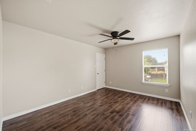 423 DONALAN DR, Converse, TX 78109