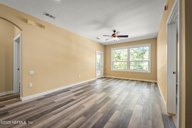 10550 BAYMEADOWS Road 1022, Jacksonville, FL 32256