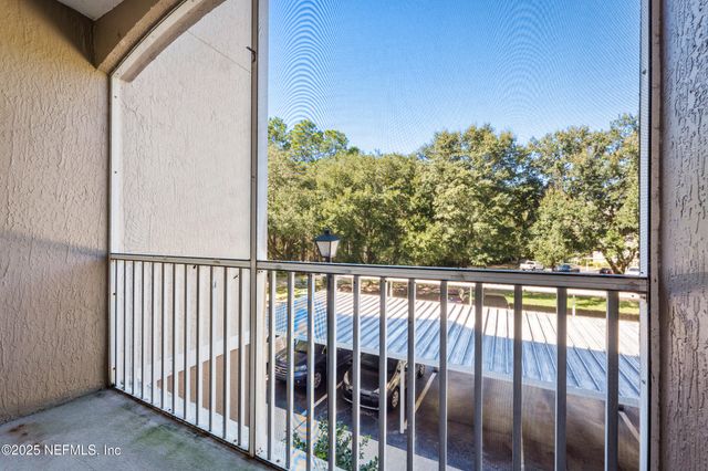 10550 BAYMEADOWS Road 1022, Jacksonville, FL 32256