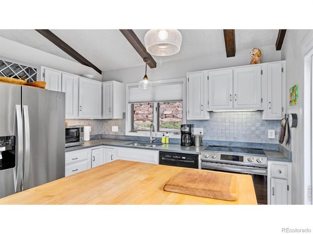3243 Eaglecliff Drive, Estes Park, CO 80517