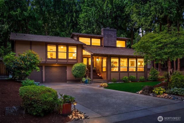 3415 211th Avenue NE, Sammamish, WA 98074