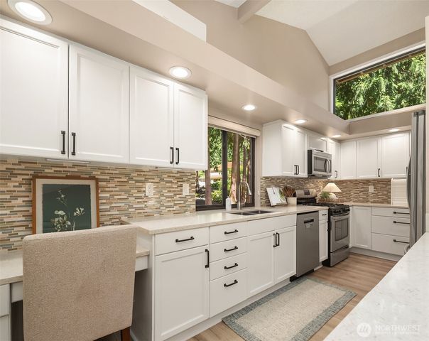 3415 211th Avenue NE, Sammamish, WA 98074