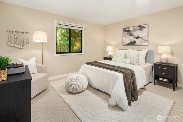 3415 211th Avenue NE, Sammamish, WA 98074
