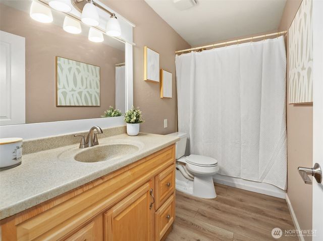 3415 211th Avenue NE, Sammamish, WA 98074