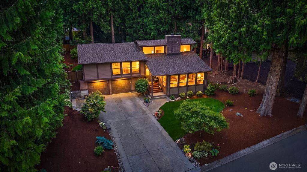 3415 211th Avenue NE, Sammamish, WA 98074