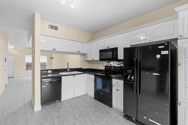 3168 SW 49th Street, Dania Beach, FL 33312
