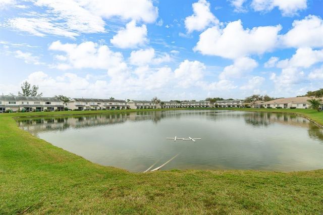 3168 SW 49th Street, Dania Beach, FL 33312