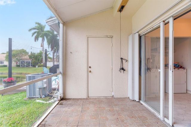 3168 SW 49th Street, Dania Beach, FL 33312