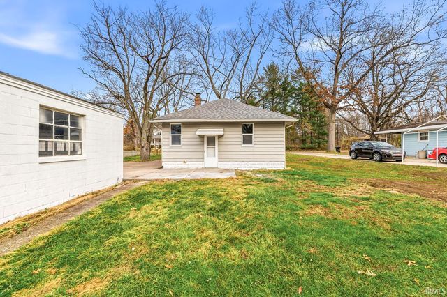 19602 Greenacre Street, South Bend, IN 46637