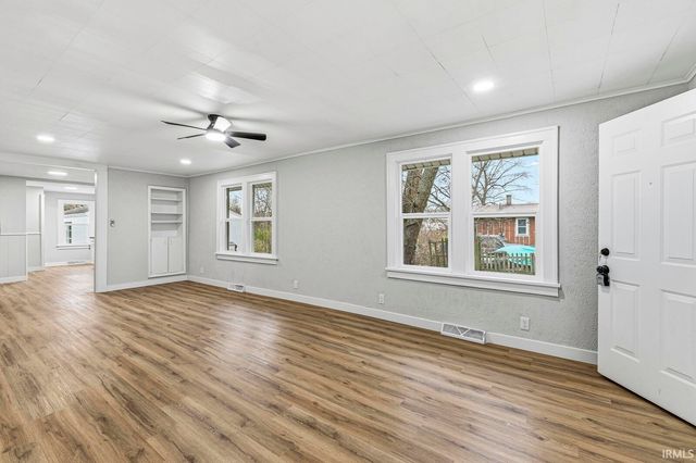 19602 Greenacre Street, South Bend, IN 46637