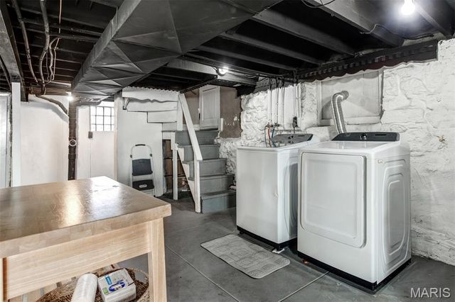 3231 Gravois Avenue, St Louis, MO 63118