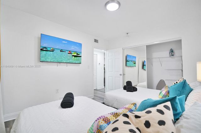 168 NW 32nd St 1, Miami, FL 33127