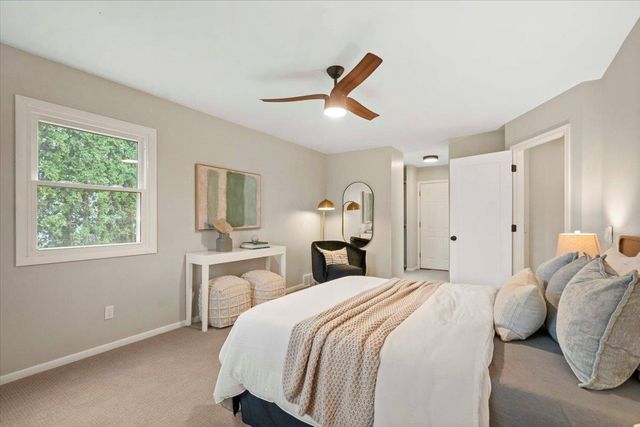 2826 Grandview Boulevard, Madison, WI 53713