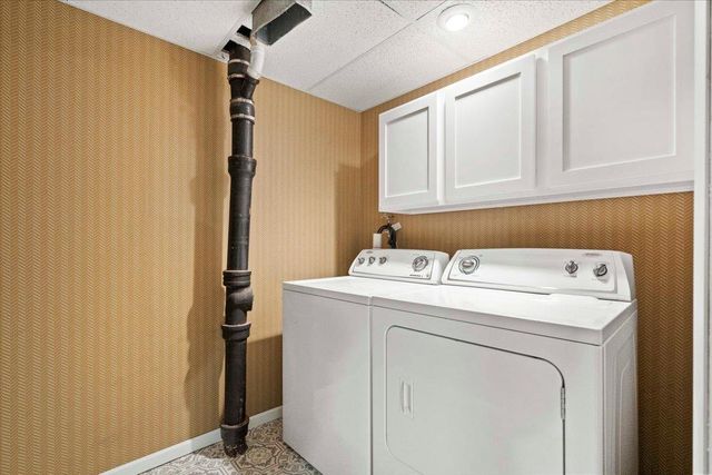 2826 Grandview Boulevard, Madison, WI 53713