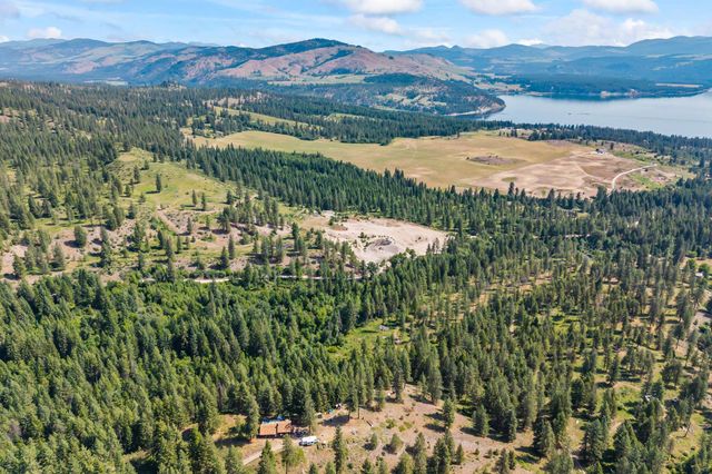 8XX Nancy Creek Rd, Kettle Falls, WA 99141
