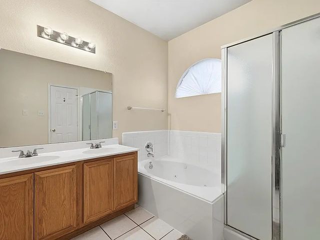 1048 Harriman Drive, Saginaw, TX 76131