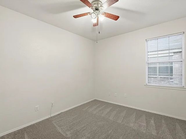 1048 Harriman Drive, Saginaw, TX 76131