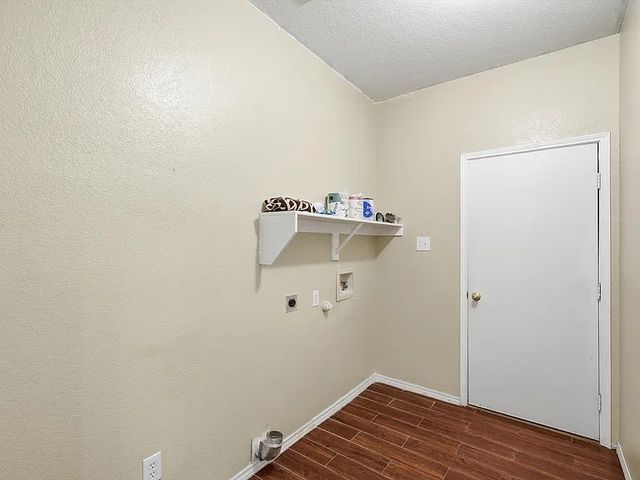 1048 Harriman Drive, Saginaw, TX 76131