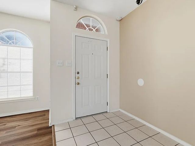 1048 Harriman Drive, Saginaw, TX 76131