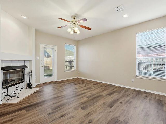 1048 Harriman Drive, Saginaw, TX 76131
