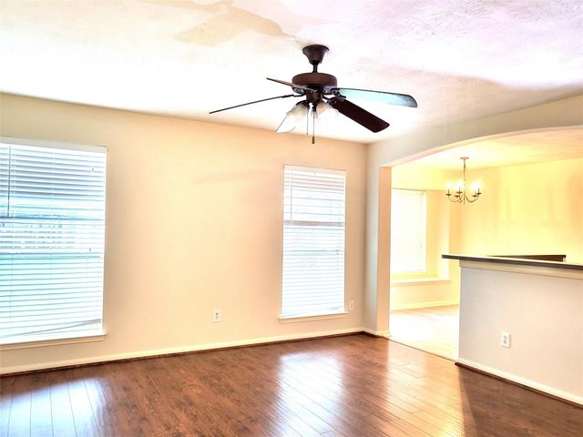 14034 Maximos Drive, Houston, TX 77083