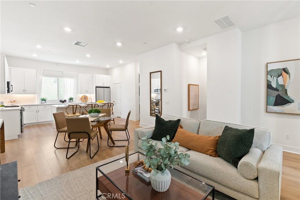 Image 1 of property listing at 1682 Yorktown Lane, San Pedro, CA 90732