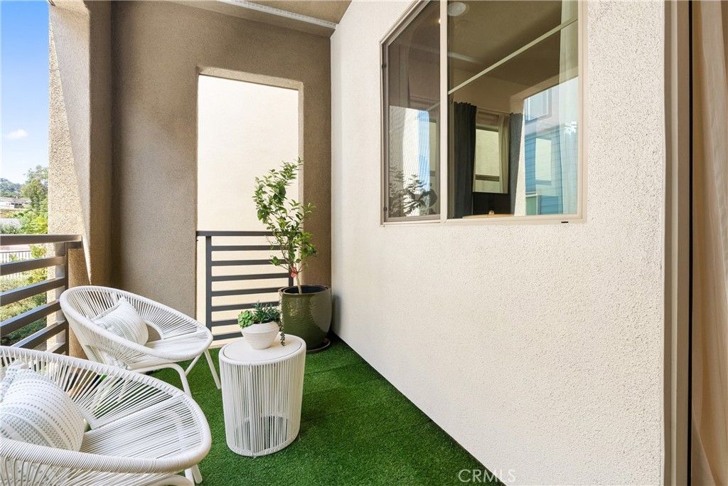 Image 21 of property listing at 1682 Yorktown Lane, San Pedro, CA 90732