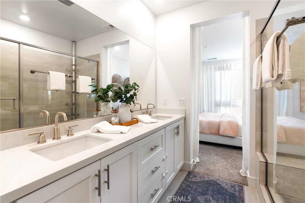 Image 27 of property listing at 1682 Yorktown Lane, San Pedro, CA 90732