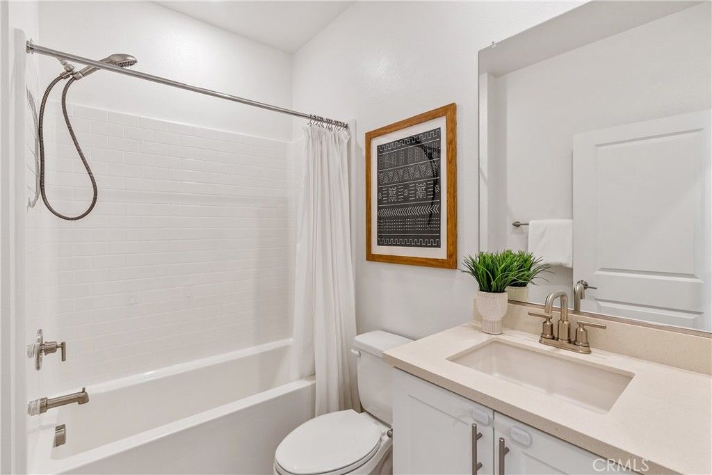 Image 36 of property listing at 1682 Yorktown Lane, San Pedro, CA 90732