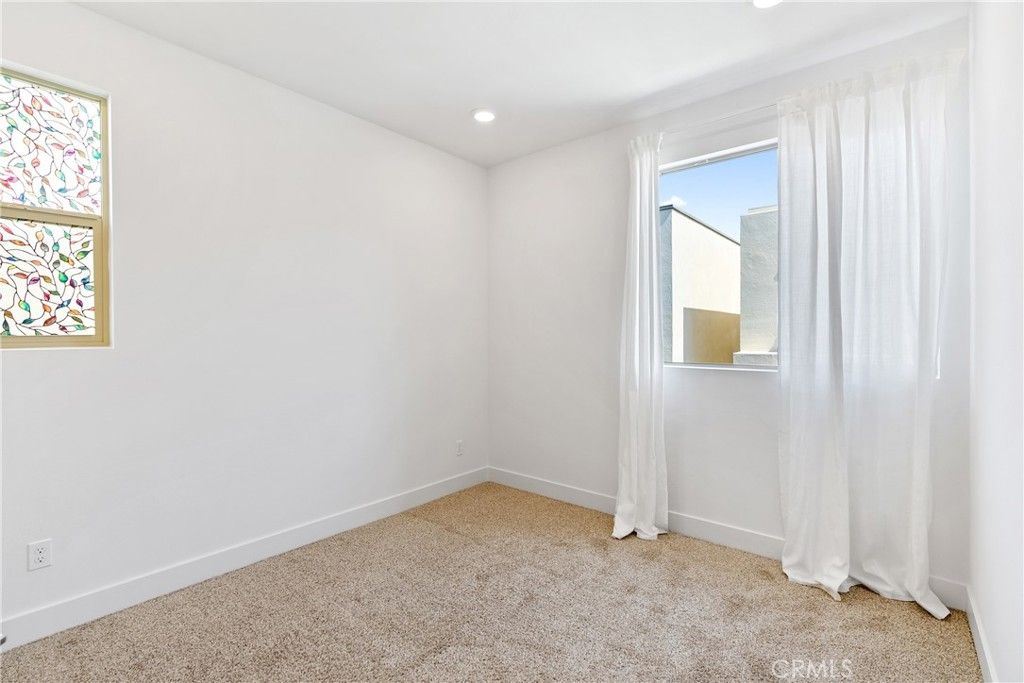 Image 38 of property listing at 1682 Yorktown Lane, San Pedro, CA 90732