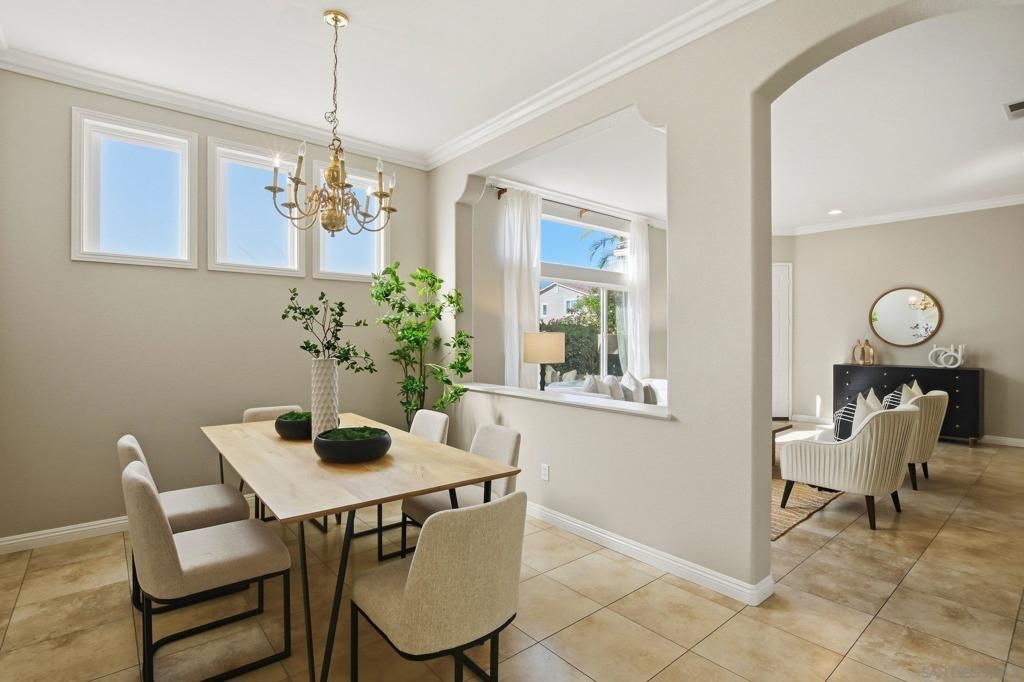 Image 18 of property listing at 10648 Briarlake Woods Dr, San Diego, CA 92130