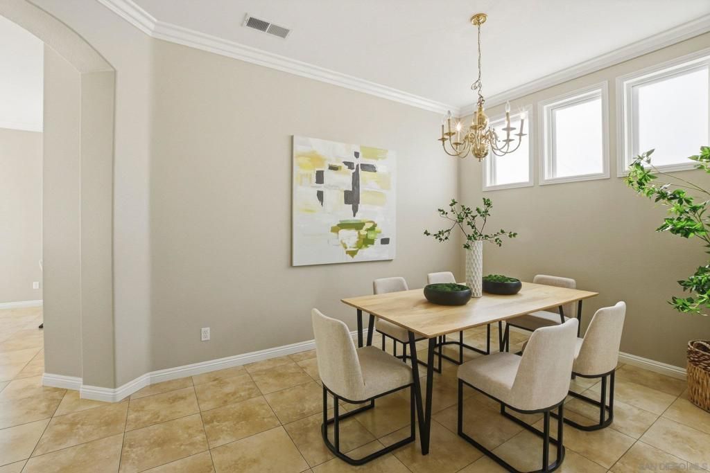 Image 19 of property listing at 10648 Briarlake Woods Dr, San Diego, CA 92130