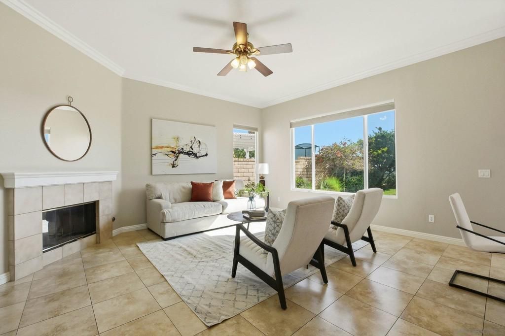 Image 20 of property listing at 10648 Briarlake Woods Dr, San Diego, CA 92130
