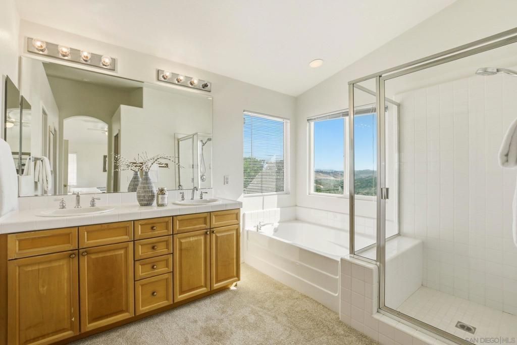 Image 44 of property listing at 10648 Briarlake Woods Dr, San Diego, CA 92130