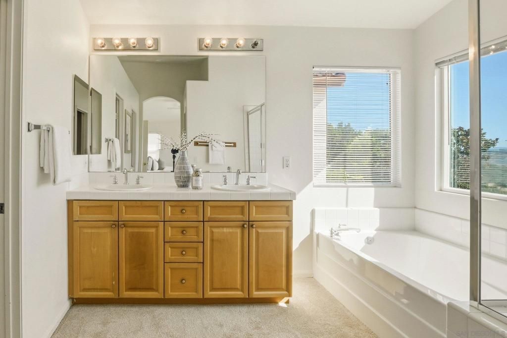 Image 46 of property listing at 10648 Briarlake Woods Dr, San Diego, CA 92130