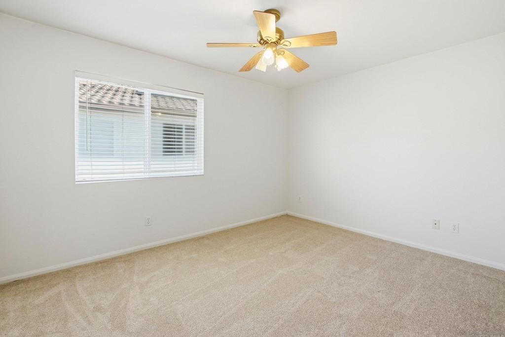 Image 47 of property listing at 10648 Briarlake Woods Dr, San Diego, CA 92130